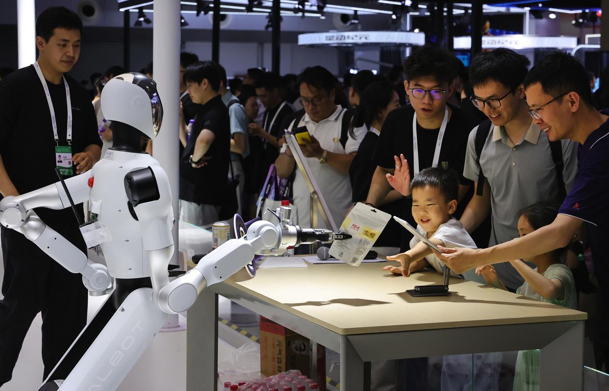 图览2025世界人工智能大会暨人工智能全球治理高级别会议